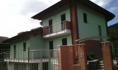 Tinteggiature esterne facciate  villa